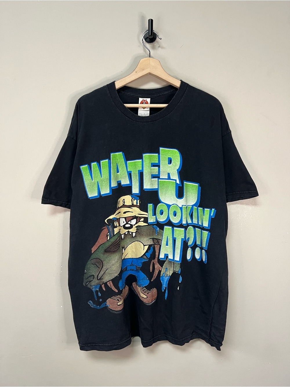 Vtg 90s Taz Fishing Tee